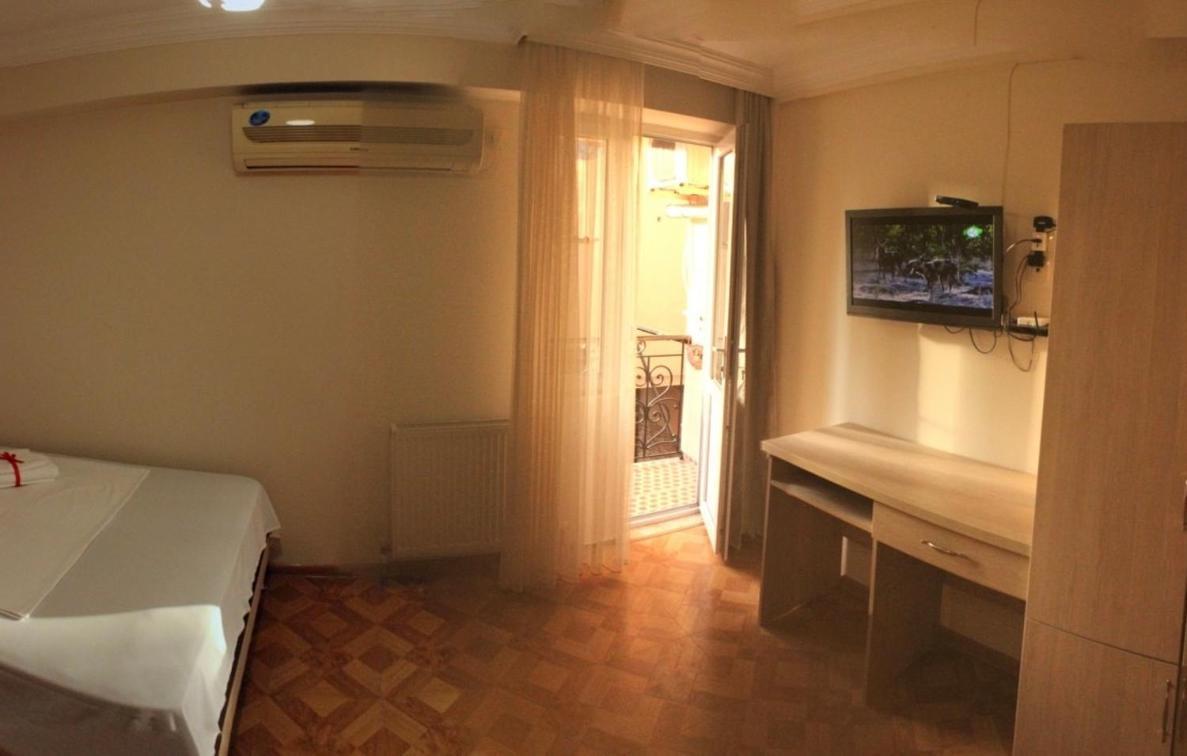 Hotel Tao Batoumi Extérieur photo