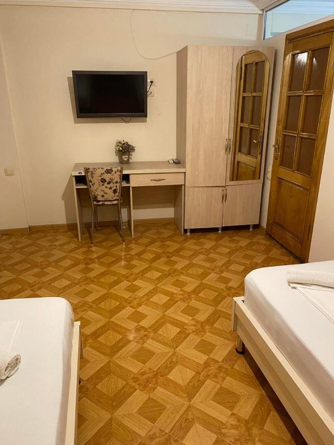 Hotel Tao Batoumi Extérieur photo
