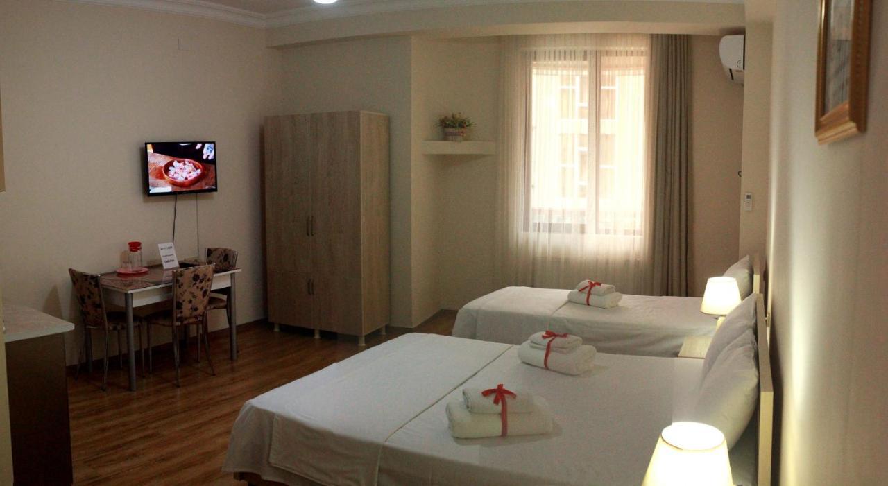 Hotel Tao Batoumi Extérieur photo