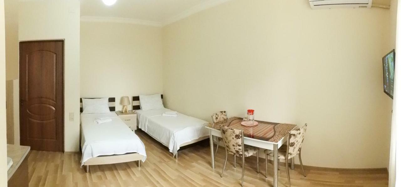 Hotel Tao Batoumi Extérieur photo