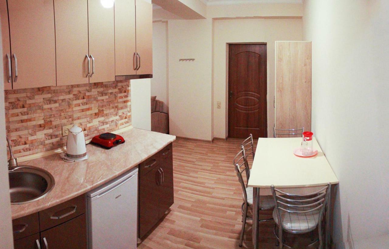 Hotel Tao Batoumi Extérieur photo