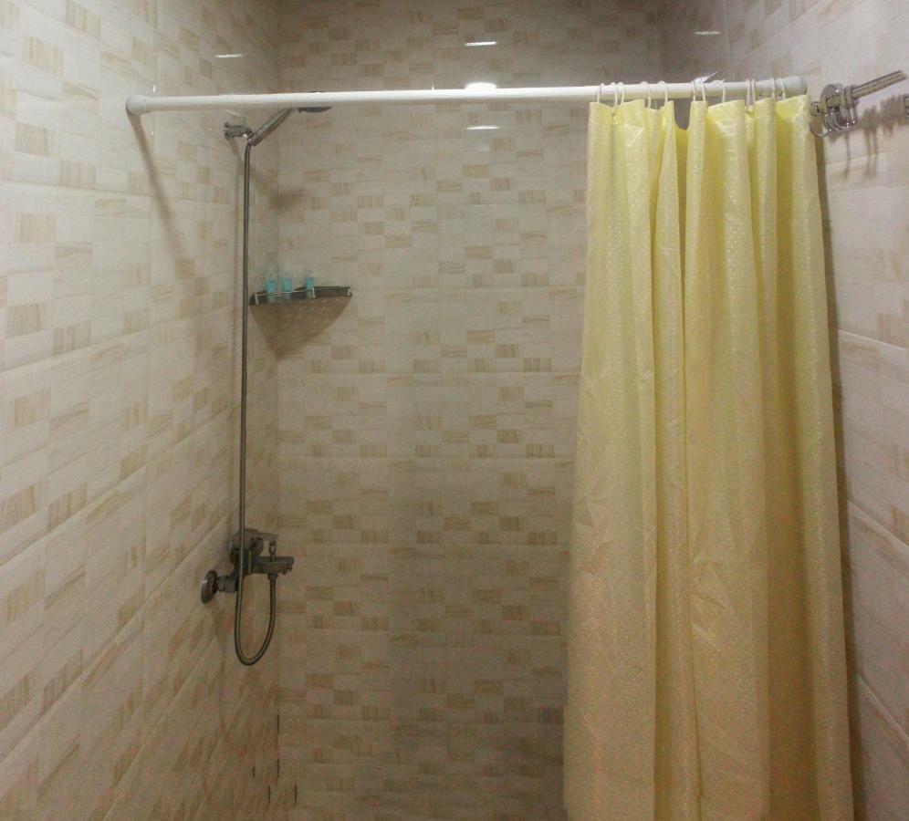 Hotel Tao Batoumi Chambre photo