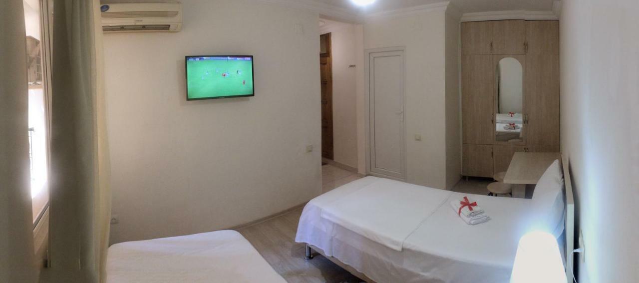 Hotel Tao Batoumi Extérieur photo